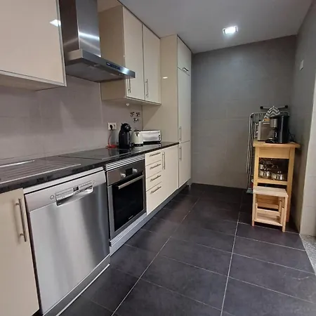 Apartment Deluxe By Bguest